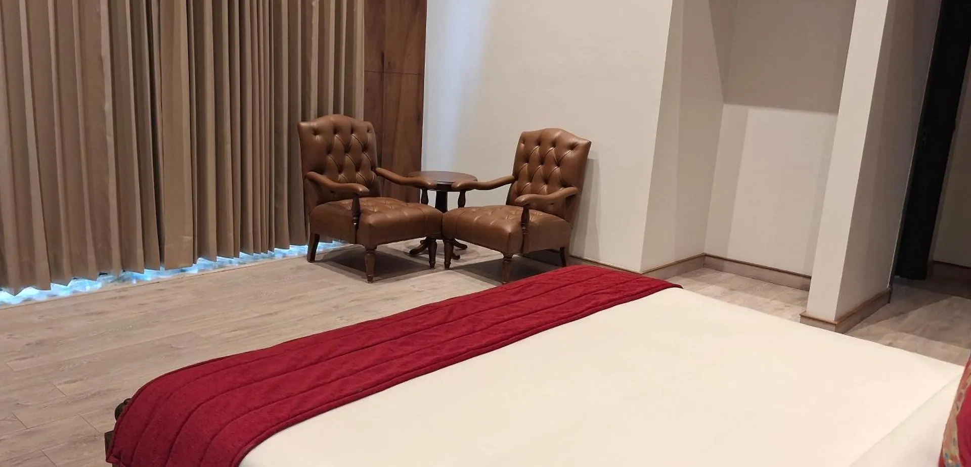 Rosastays Aarnalaya Shimla Homestay
