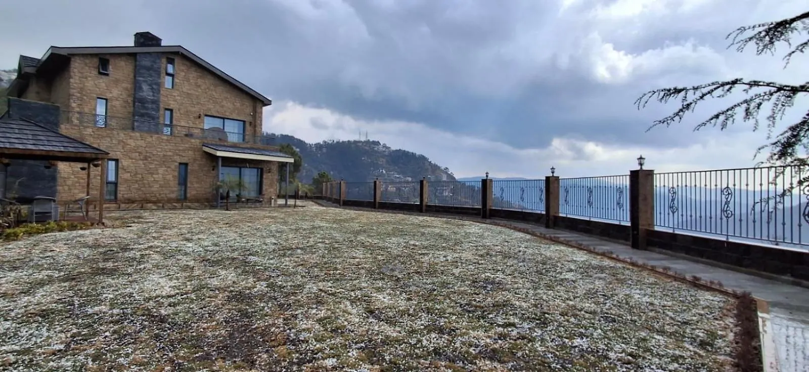 Homestay Rosastays Aarnalaya Shimla India